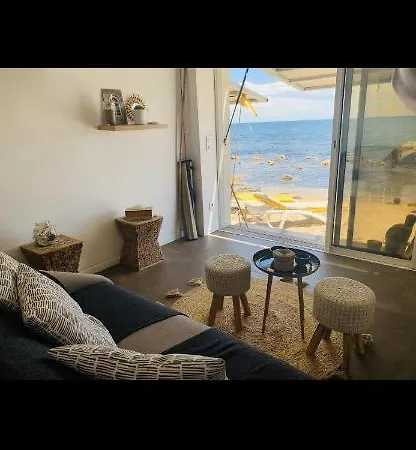 Coin De Paradis Pied Dans L'eau Sainte-Maxime